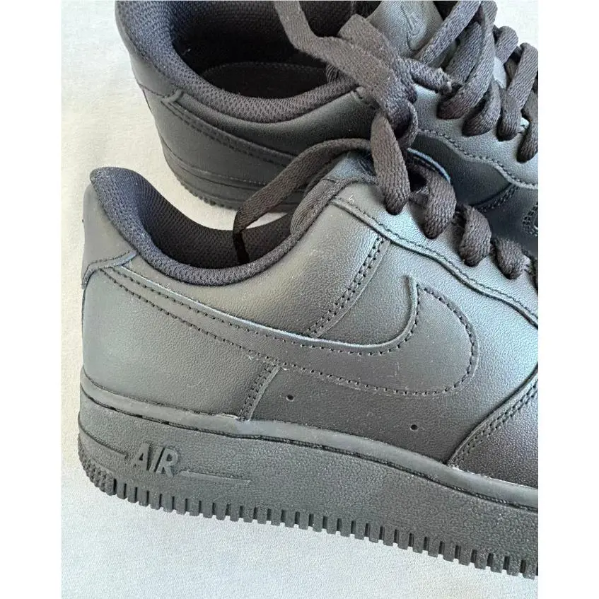 Nike shoes - Black 5