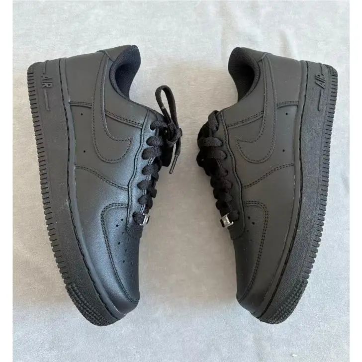 Nike shoes - Black 7