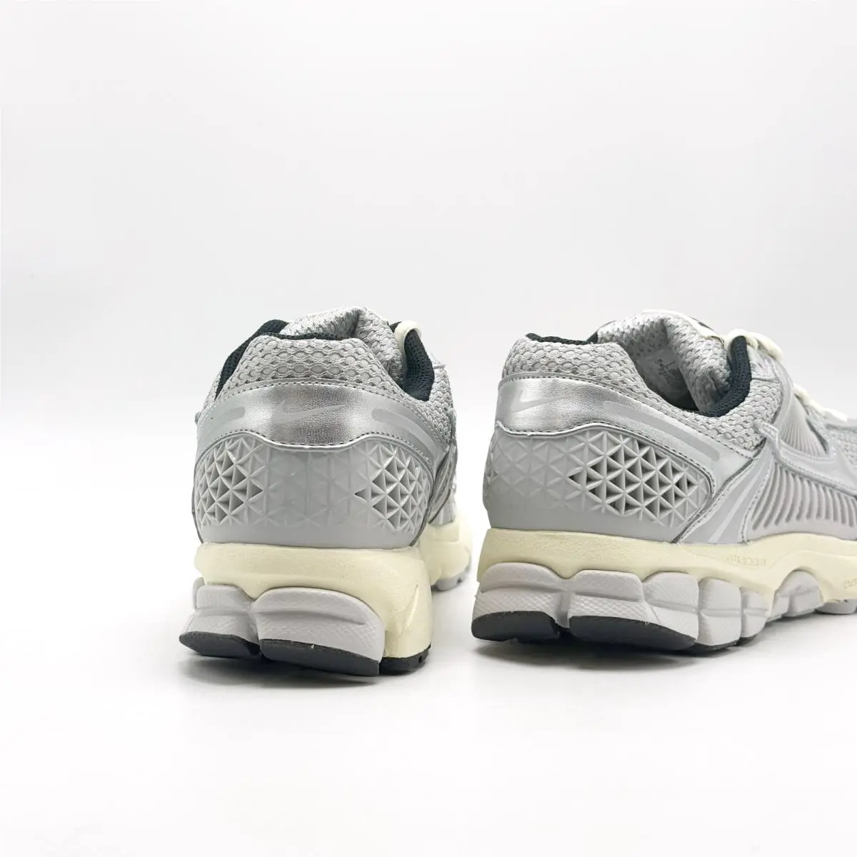Nike shoes - Nike Zoom Vomero - Zoom Vomero - IM3486-002 - Gray 9