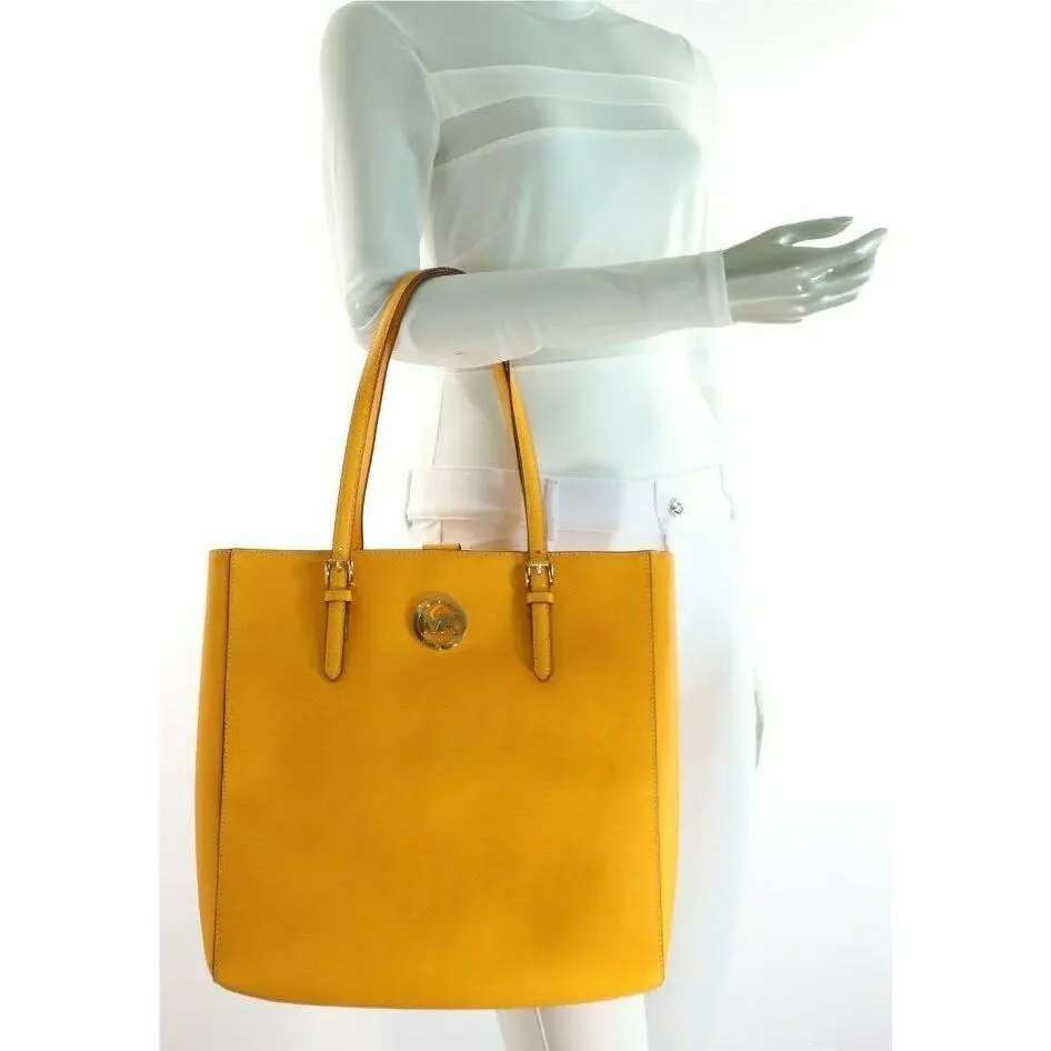 Michael Kors  bag  - Jet Set - Jet Set - Vintage Yellow, Lining: Beige, Exterior: Vintage Yellow