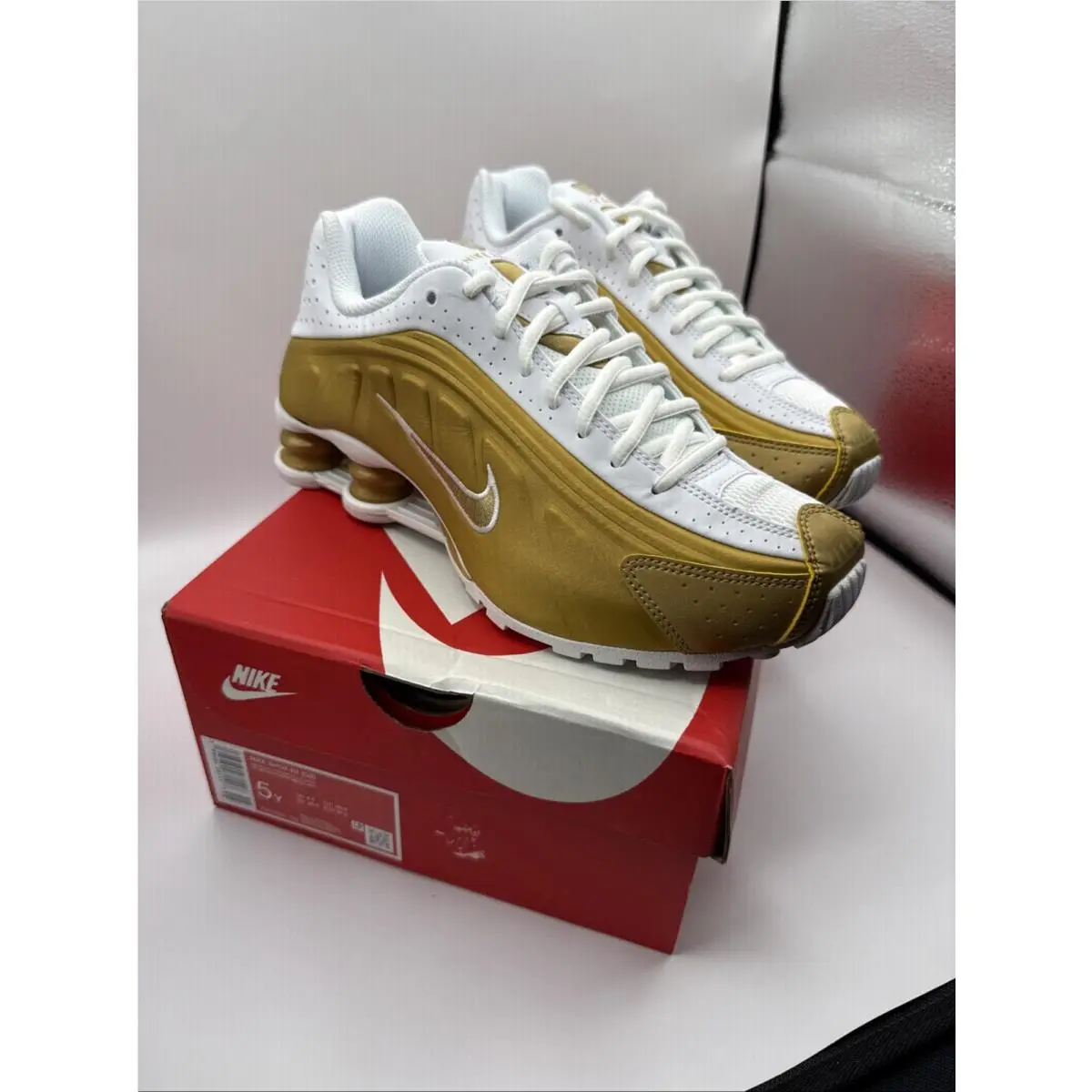 Nike Shox Sneakers Style CW2626 700 Size 5Y