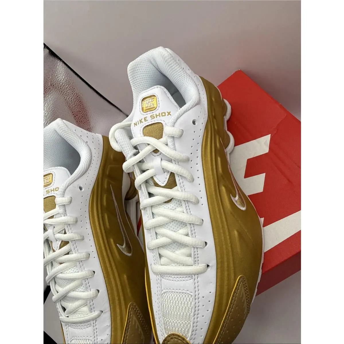 Nike shoes - Nike Shox - Shox - CW2626700 - White (UPC: 0198484281517) 3