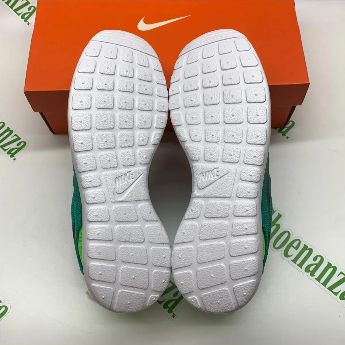 Nike shoes - Nike Roshe One - Roshe One - 551881 309 - Green (UPC: 884499390060) 4