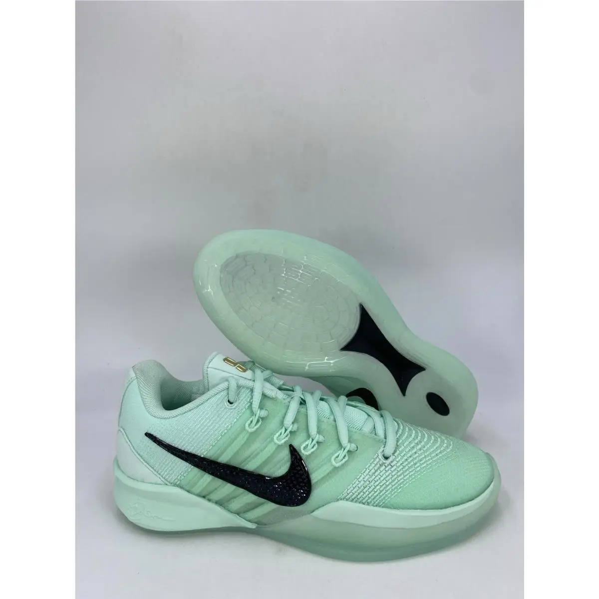 Sabrina 3 Mint Foam Black HF2881 302 Women`s Size 13/Men`s Size 11.5 by Nike