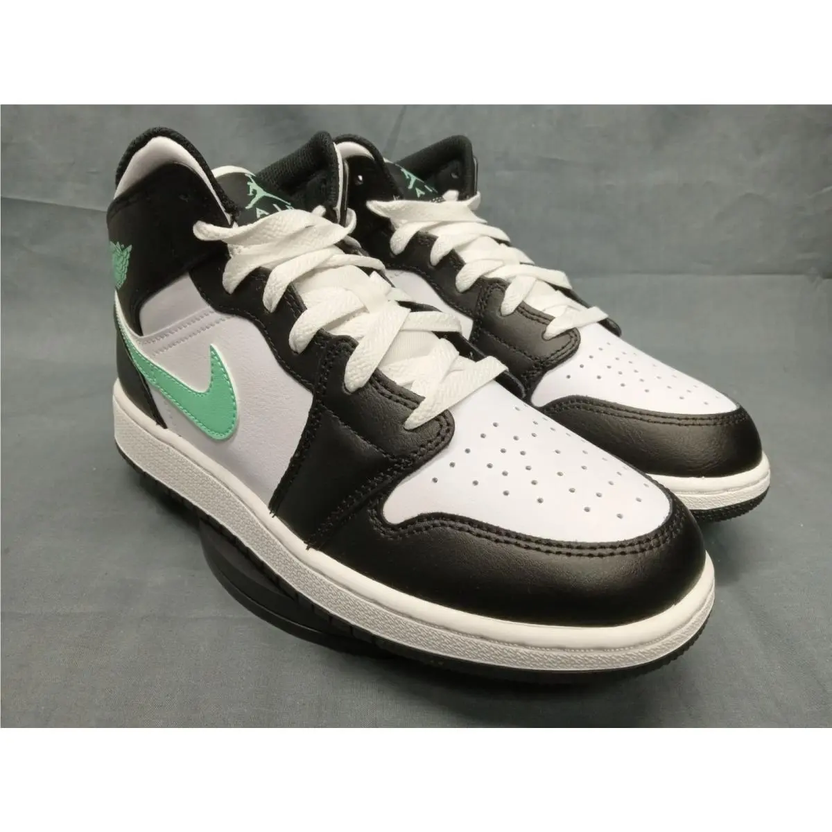 Nike shoes - Jordan Air 1 Mid GS - DQ8423 103 - White (UPC: 197593846143) 8