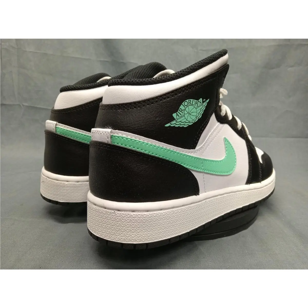 Nike shoes - Jordan Air 1 Mid GS - DQ8423 103 - White (UPC: 197593846143) 6