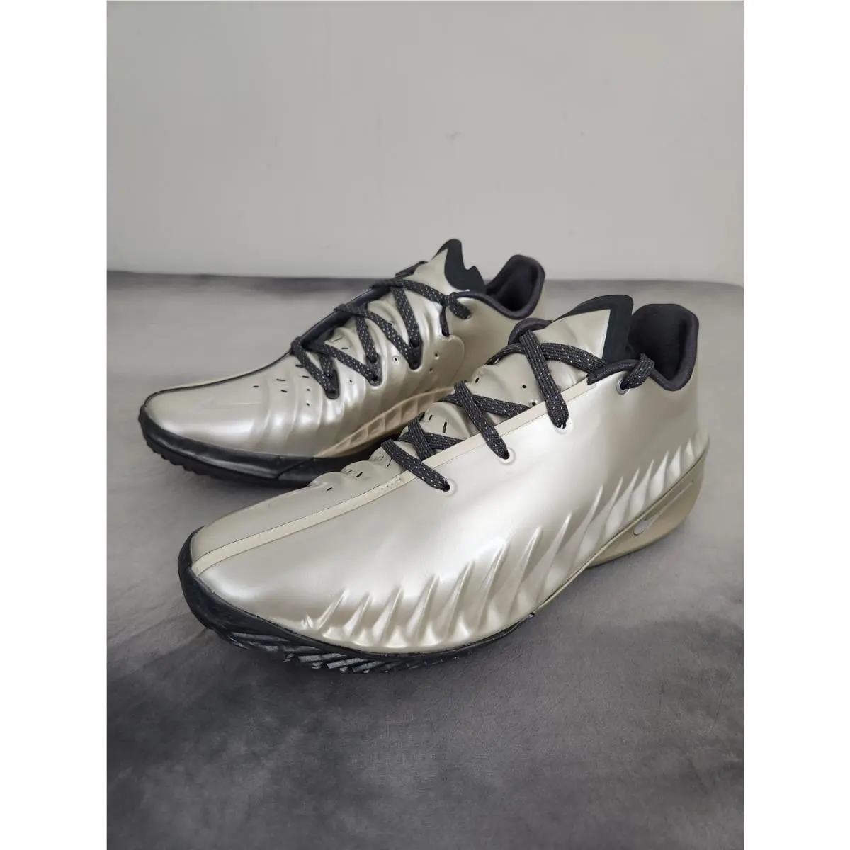 Nike shoes - Nike G.T. - IR1829 001 - Metallic Silver/Iron Grey 0