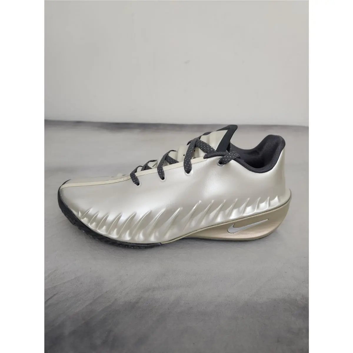 Nike shoes - Nike G.T. - IR1829 001 - Metallic Silver/Iron Grey 1