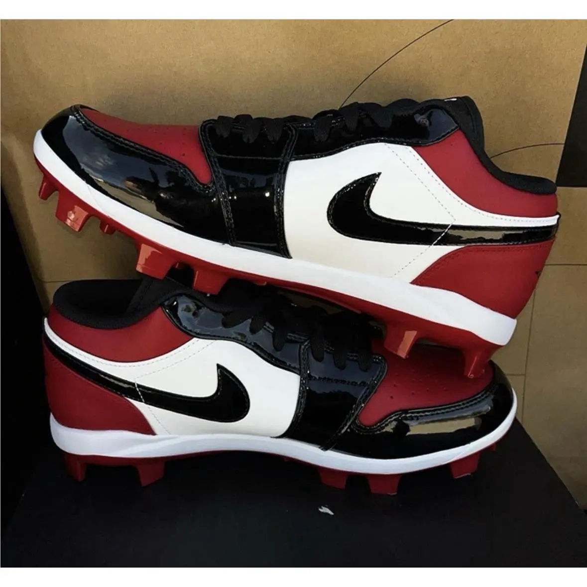 Nike shoes - Nike Air Jordan 1 - Air - CJ8524-600 - Red 1