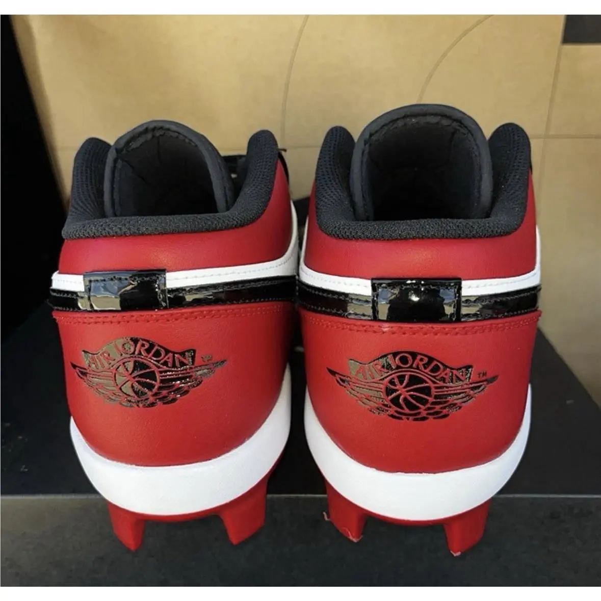 Nike shoes - Nike Air Jordan 1 - Air - CJ8524-600 - Red 3