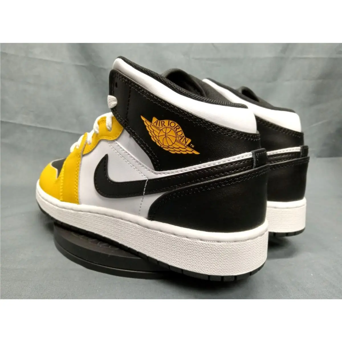 Nike shoes - Jordan Air 1 Mid GS - DQ8423 701 - Black (UPC: 196975667260) 4