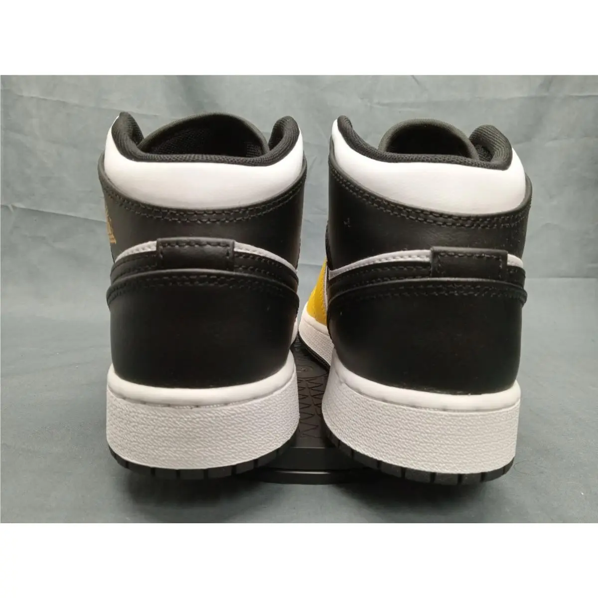 Nike shoes - Jordan Air 1 Mid GS - DQ8423 701 - Black (UPC: 196975667260) 5
