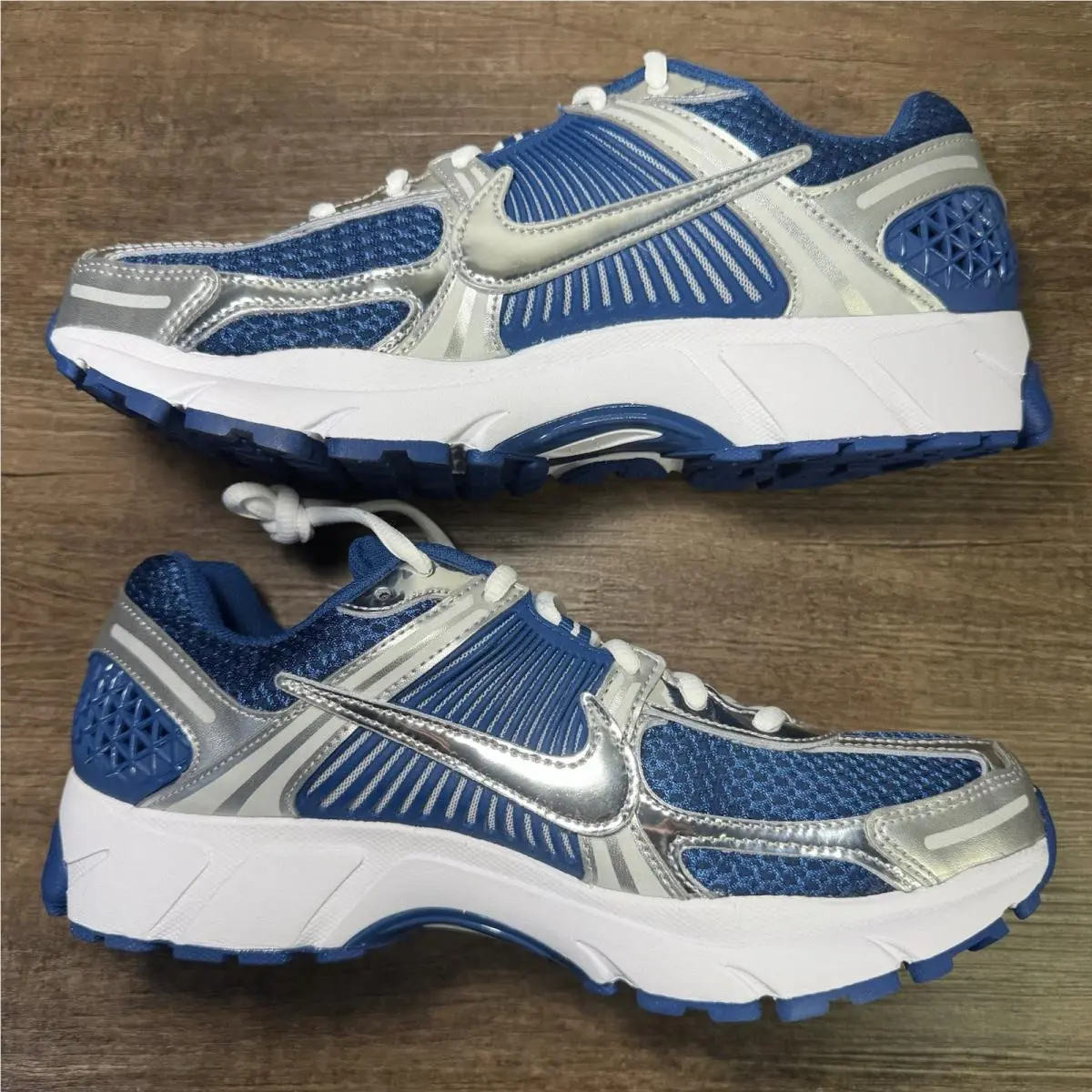 Nike shoes - Nike Zoom Vomero 5 - Zoom Vomero - IQ9392-476 - White 3