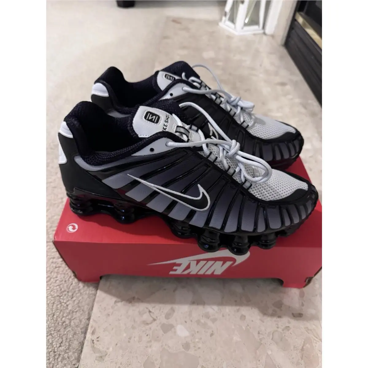 Nike shoes - Nike Shox - Shox - AV3595-017 - White 0