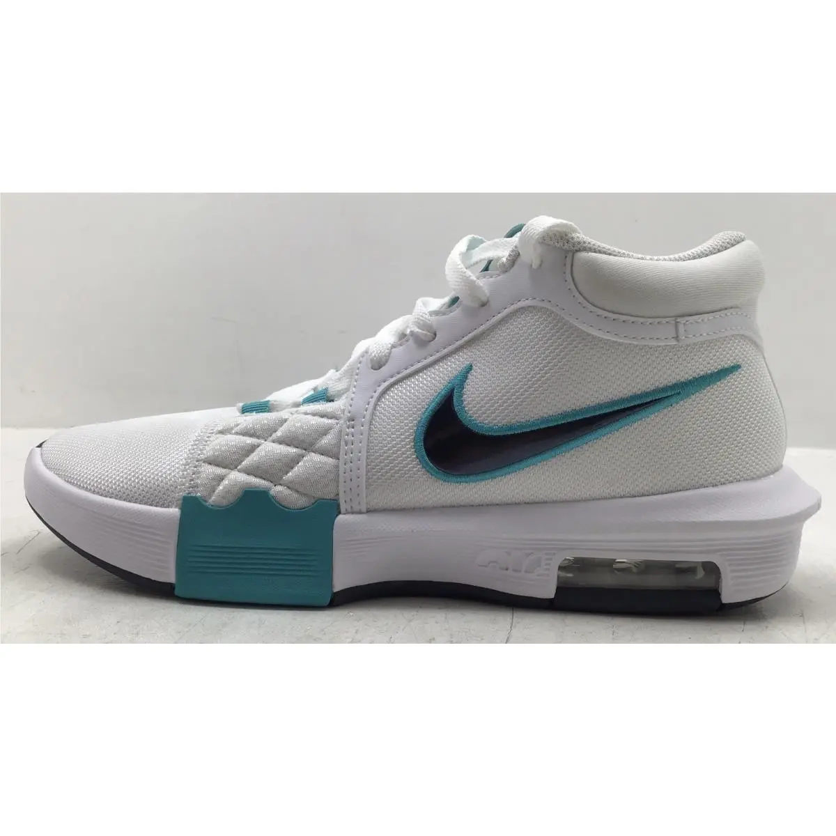 Nike shoes - Nike LeBron Witness 8 - LeBron Witness - HQ2139-101 - White (UPC: 197862339956) 2