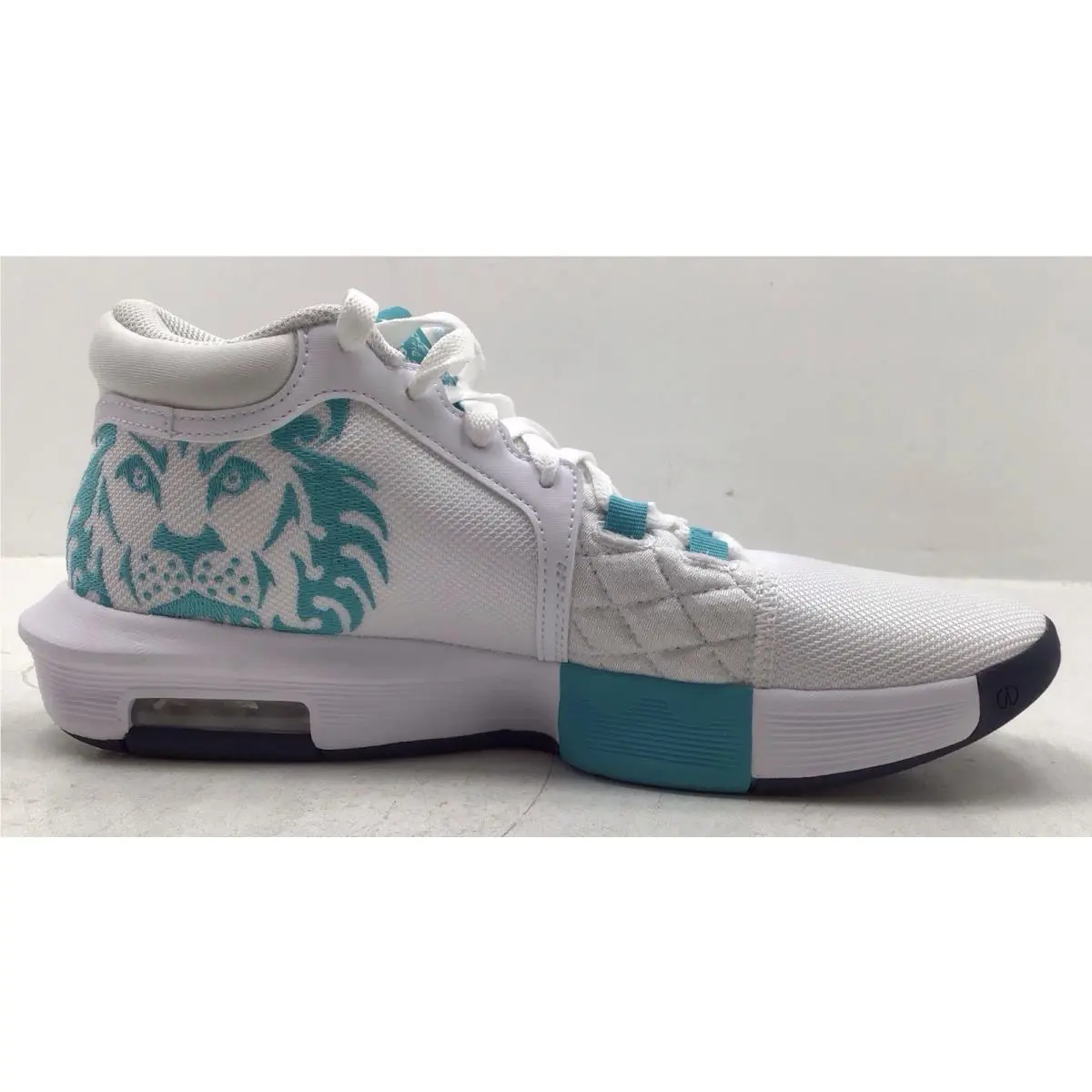 Nike shoes - Nike LeBron Witness 8 - LeBron Witness - HQ2139-101 - White (UPC: 197862339956) 4