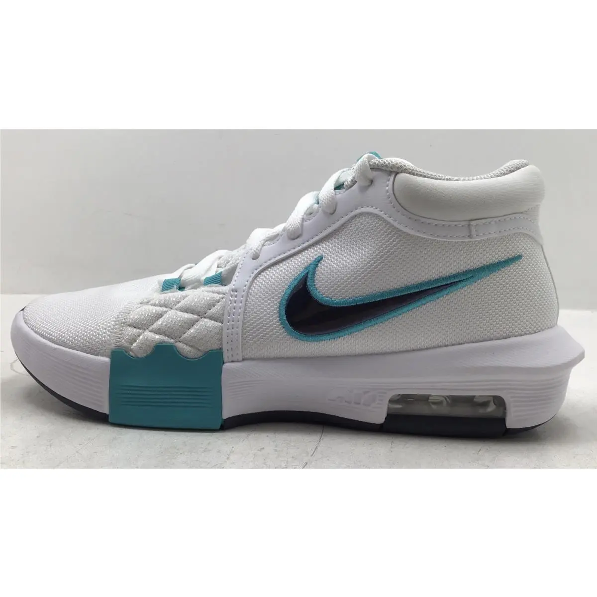 Nike shoes - Nike LeBron Witness 8 - LeBron Witness - HQ2139-101 - White (UPC: 197862339147) 2