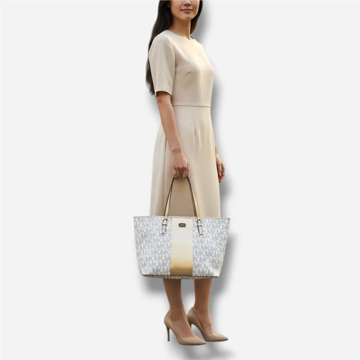Michael Kors Bag Tote Purse Handbag Big Zipper Pockets Signature Coated