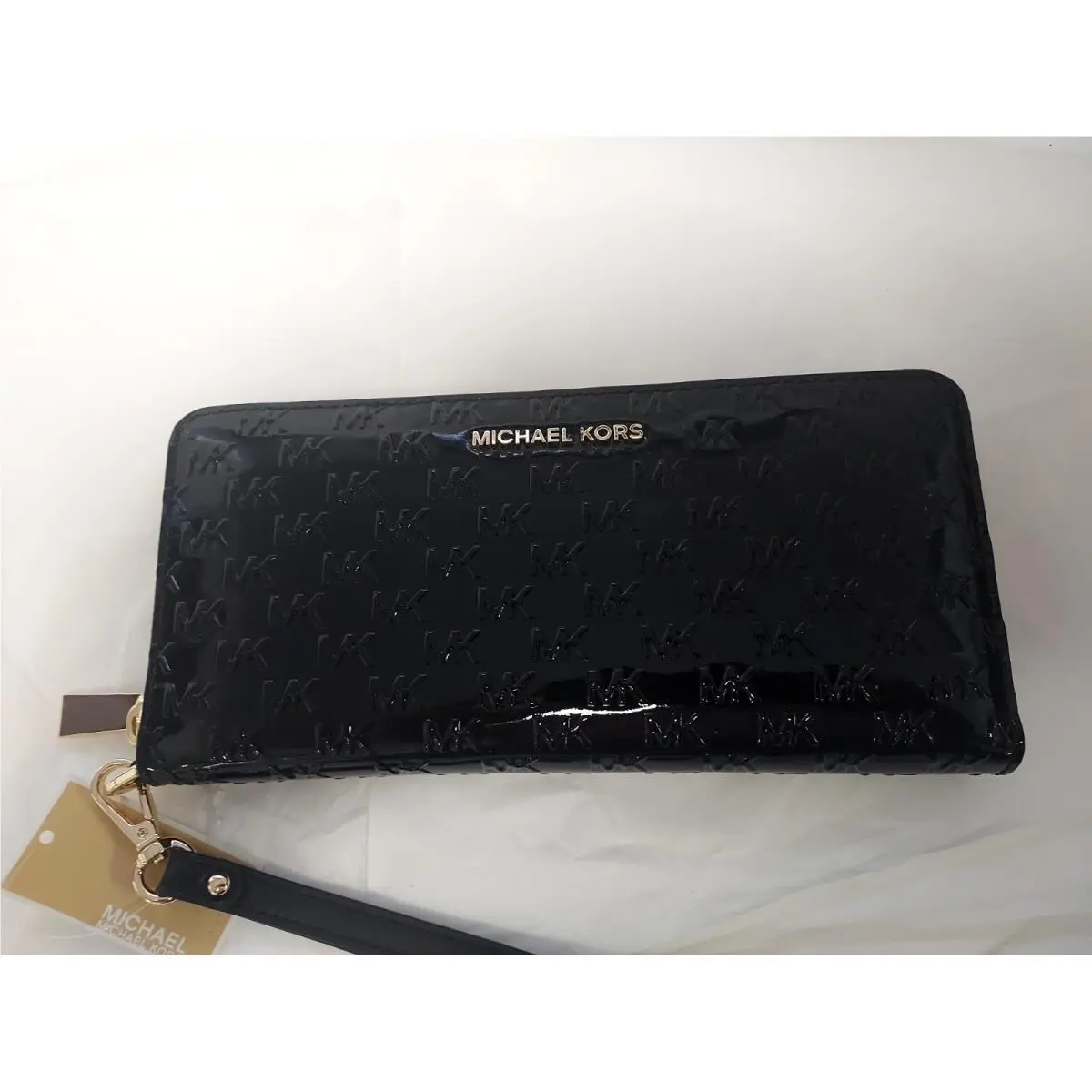 Michael Kors Black Logo Jet Set Travel Continent Leather Wristlet Wallet