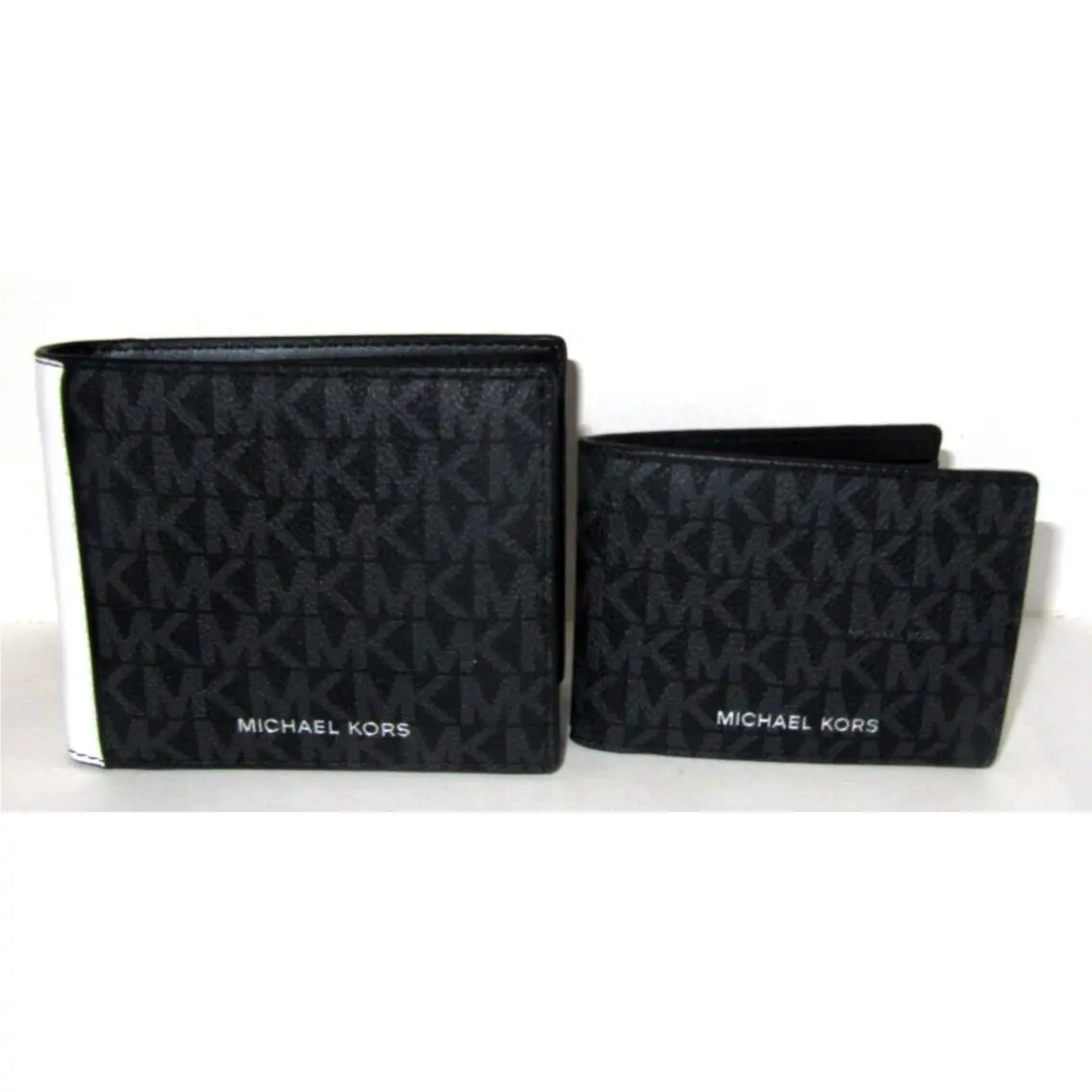 Michael Kors Cooper Bright White Black Men`s Logo Billfold Pass Case Wallet