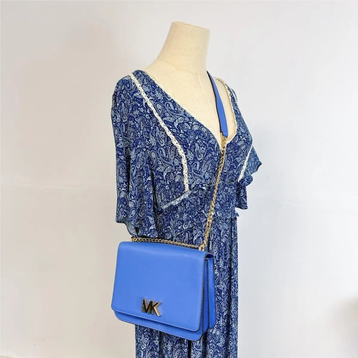Michael Kors 35S0GOXL3L Mott Large Chain Leather Cross Body IN Oxford