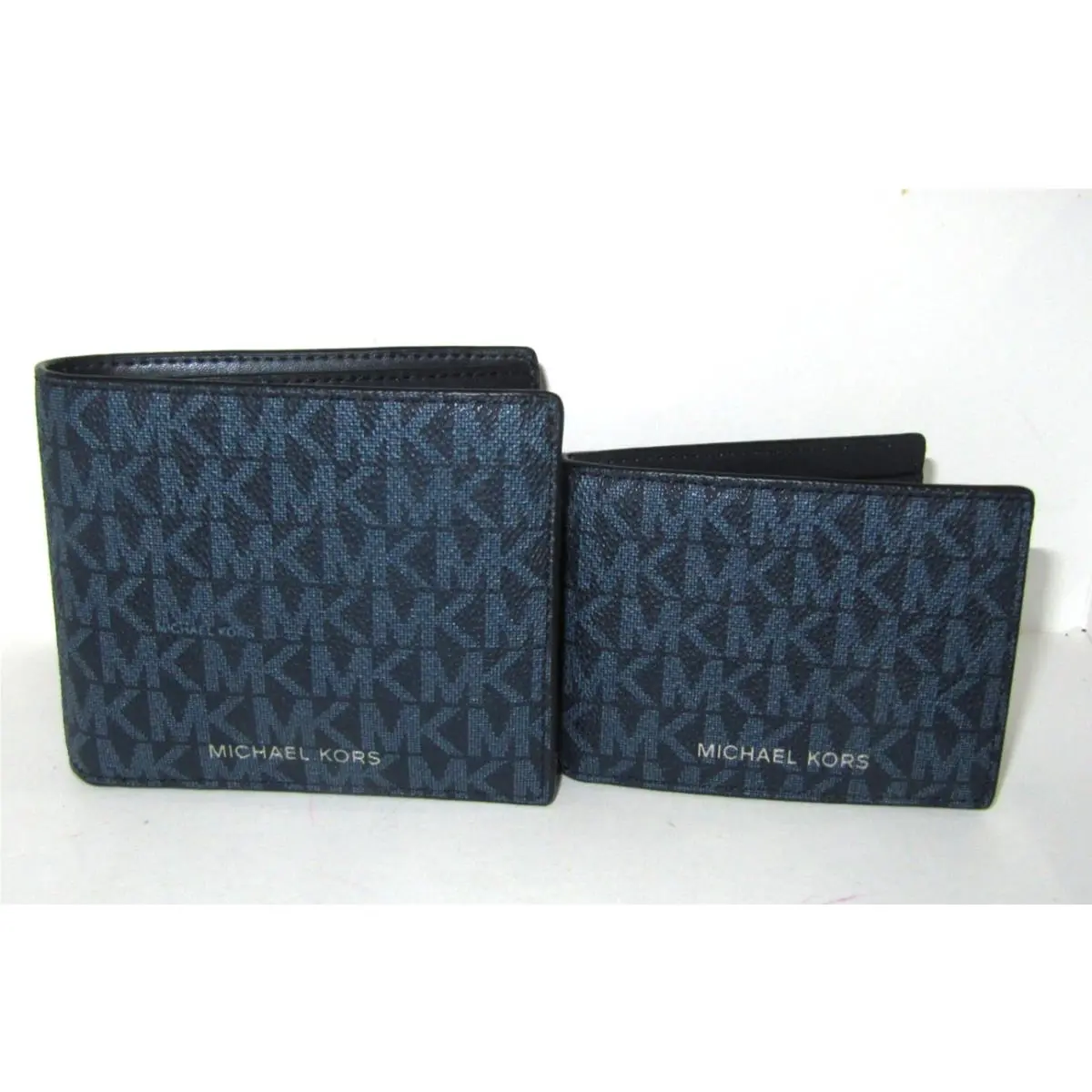Michael Kors Cooper Admiral Logo Men`s 2 Piece Billfold Pass Case Wallet NWT$198