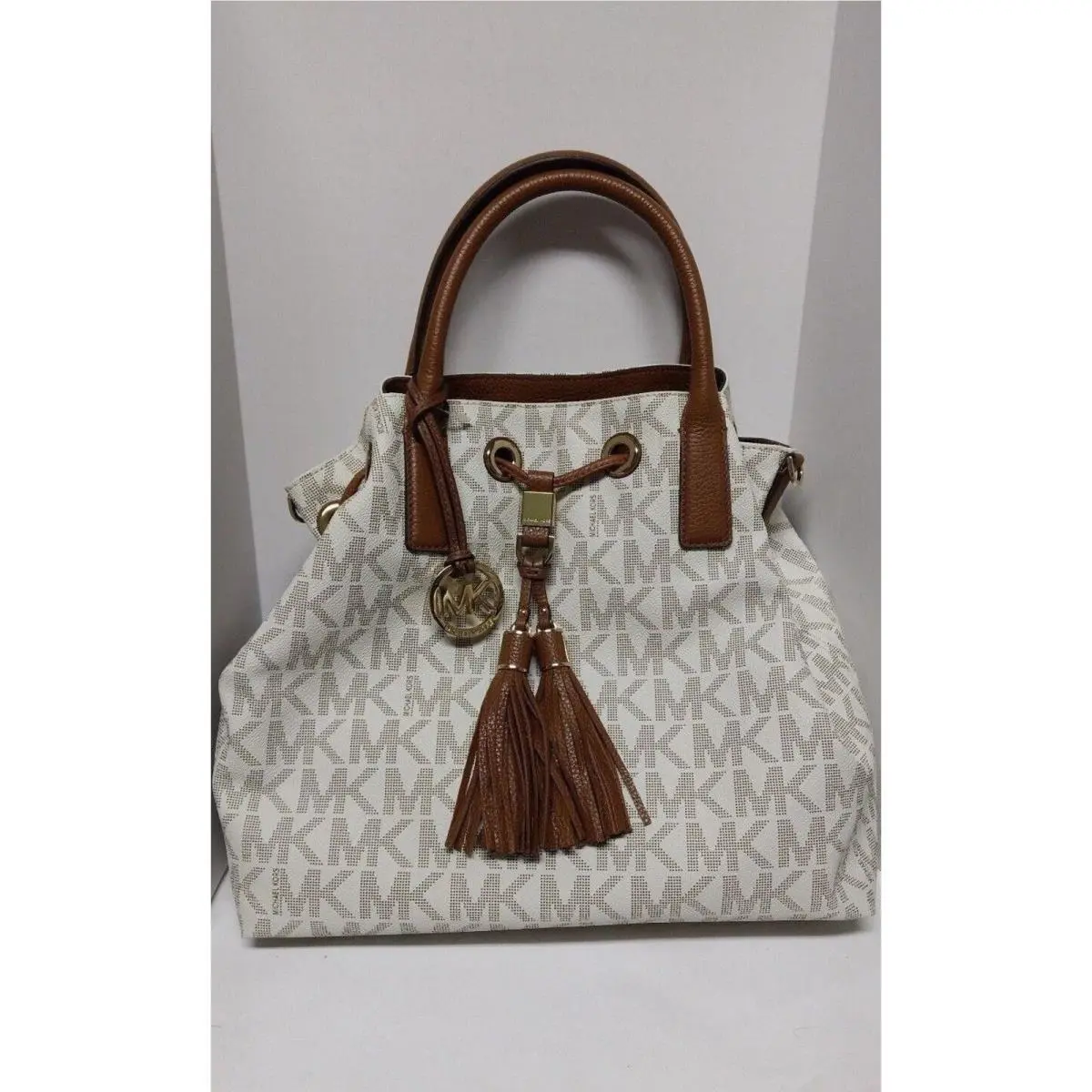 Michael Kors Camden Large Drawstring Satchel Bag - Vanilla