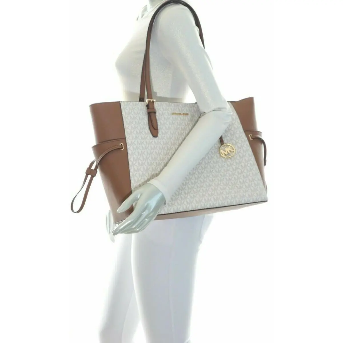 Michael Kors Gilly Jet Set Travel Large Drawstring Leather Tote Bag Vanilla