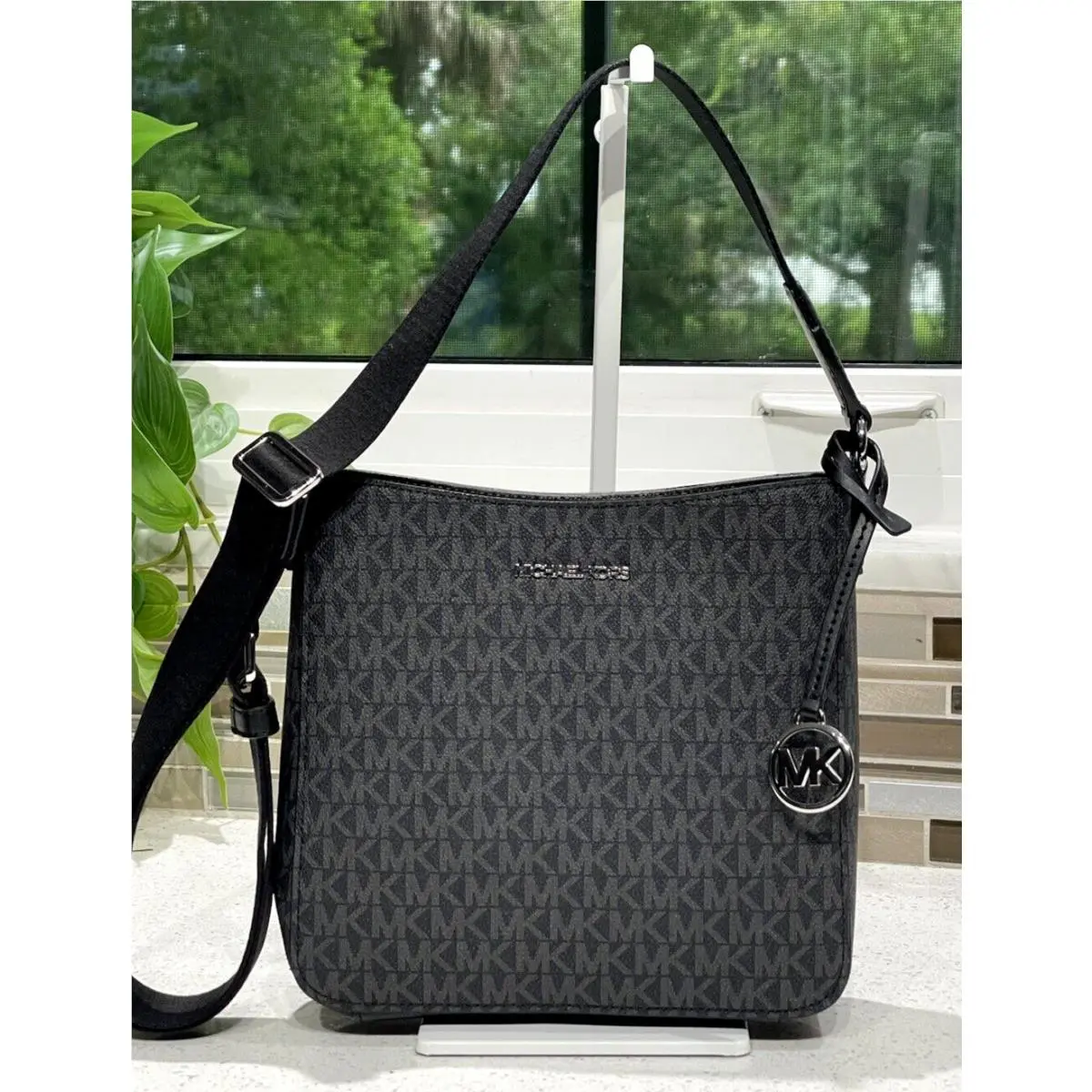 Michael Kors Jet Set Travel Small Zip Crossbody Messenger Bag MK Black Signature