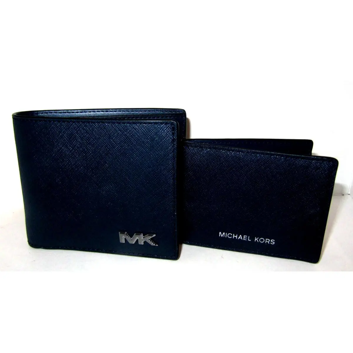 Michael Kors Rivington Navy Blue Men`s Leather 2 Piece Billfold Wallet