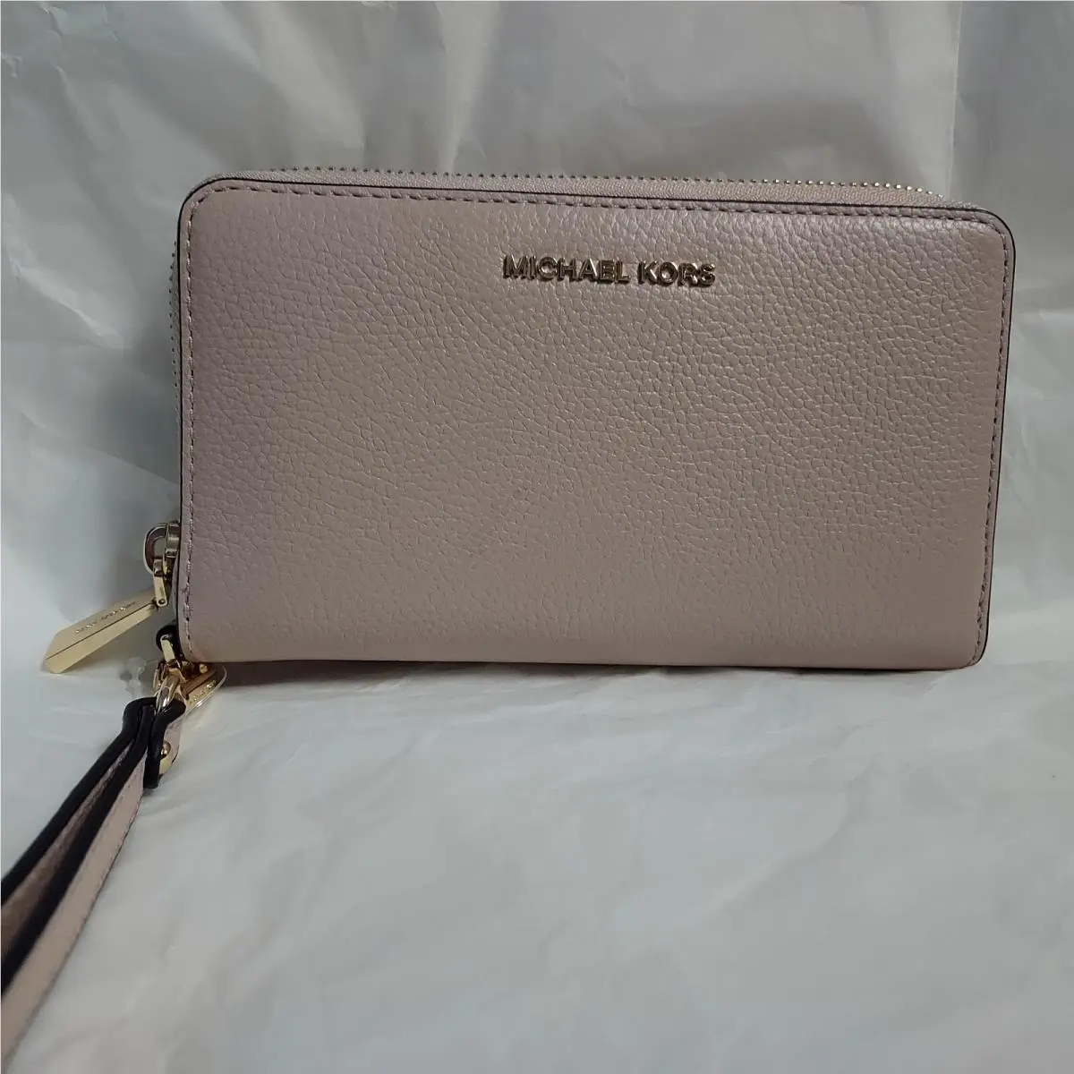 Michael Kors Jet Set Large Flat Multifunction Phone Case Soft Pink Leather
