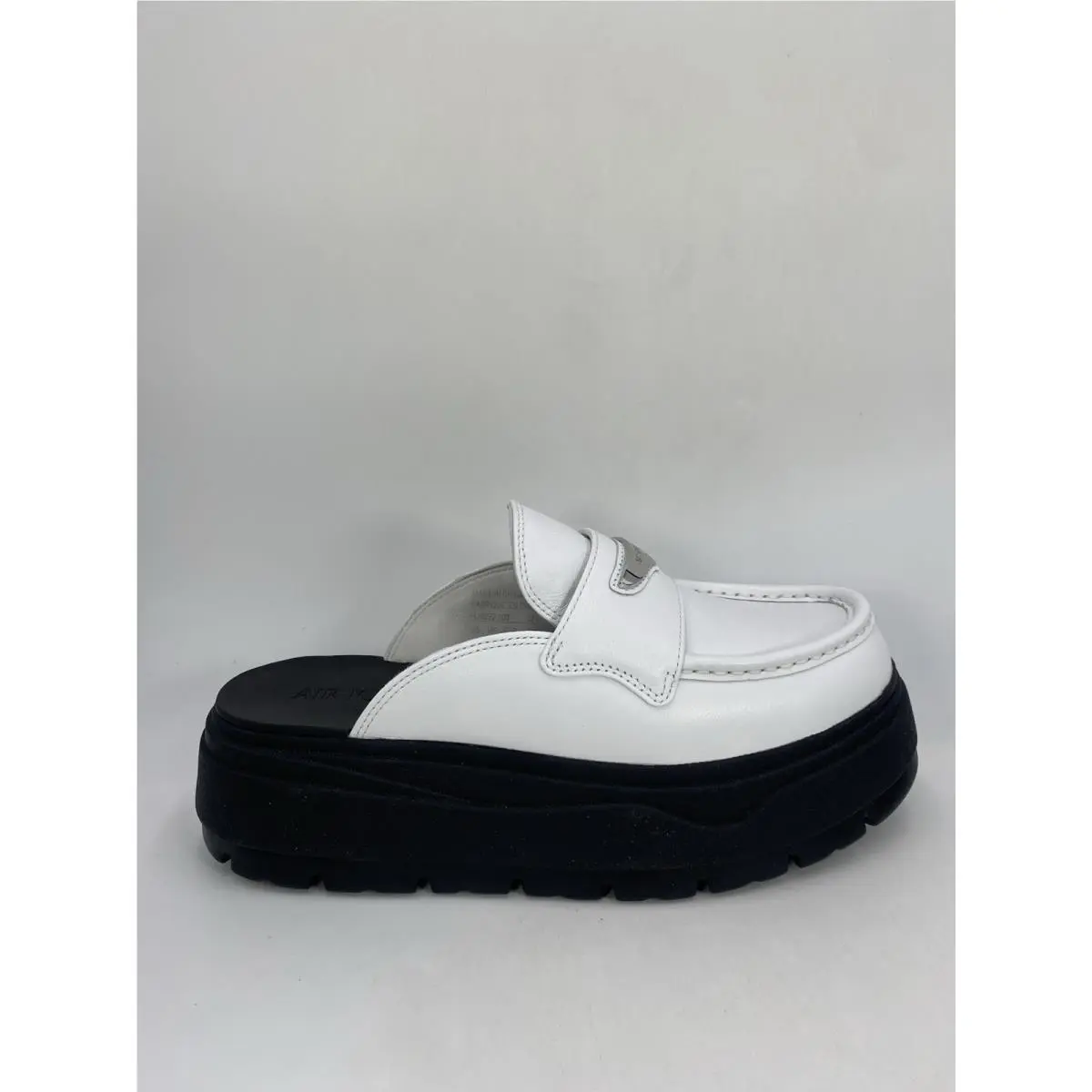 Nike shoes - Nike Wmns - Wmns - HJ4292 100 - Summit White/Metallic Silver (UPC: 198726596720) 0
