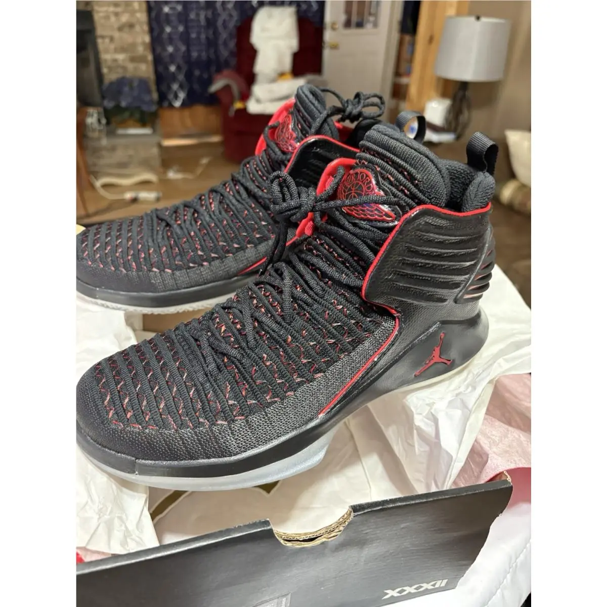 Nike Air Jordan Air Jordan Xxxii BG AA1254 001 Boys Black Red sz ch sz Lace Ups