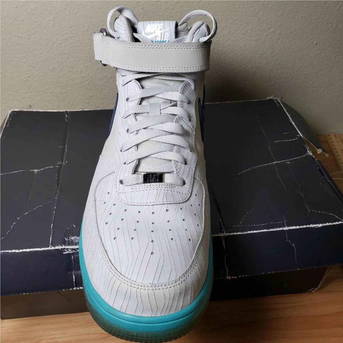 Nike shoes - White 1