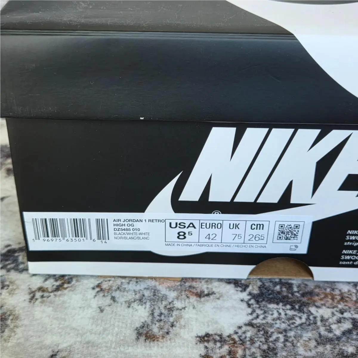 Nike shoes - Nike Air Jordan 1 - Air - Black White 20