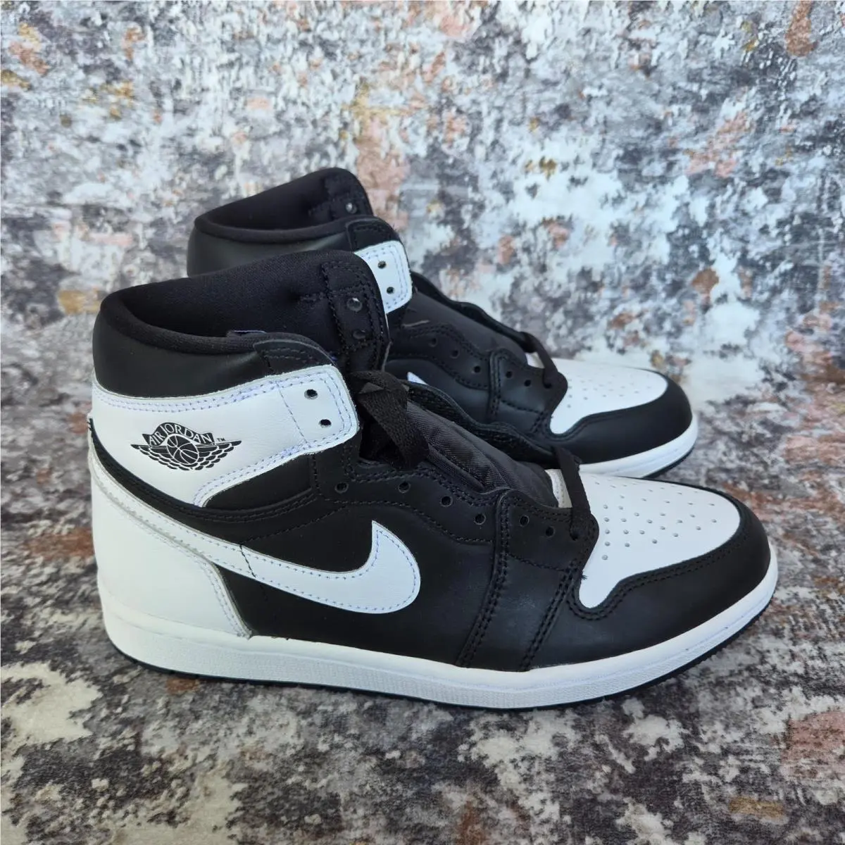 Nike shoes - Nike Air Jordan 1 - Air - Black White 5