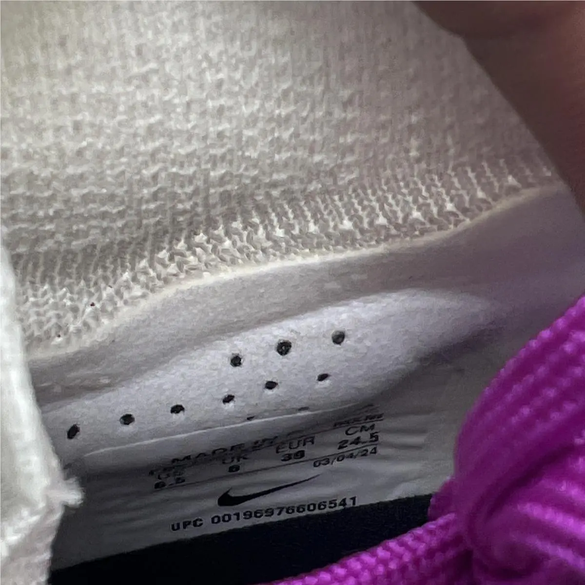 Nike shoes - White 5