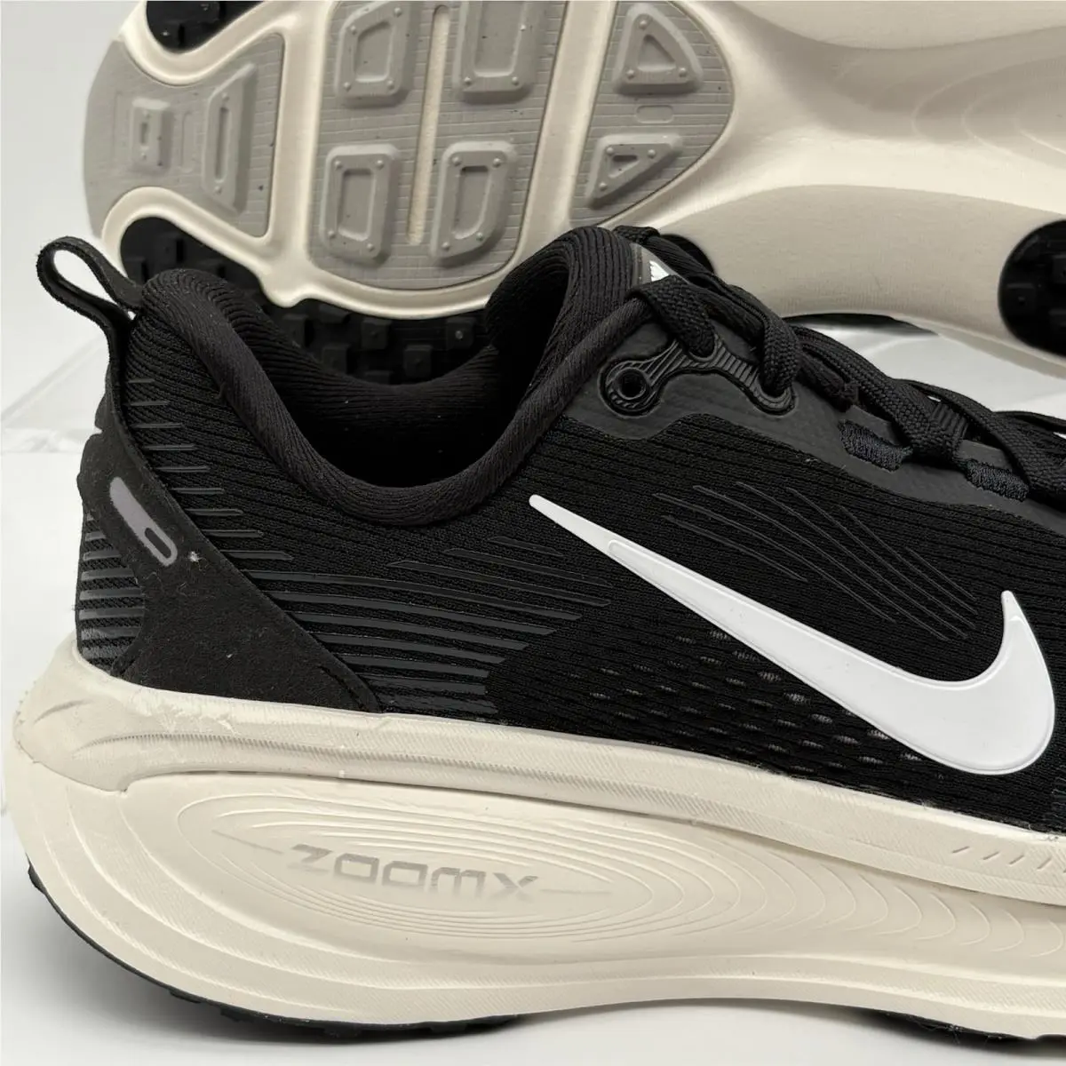 Nike shoes - Nike Vomero - Vomero - HM6804-005 - White 1