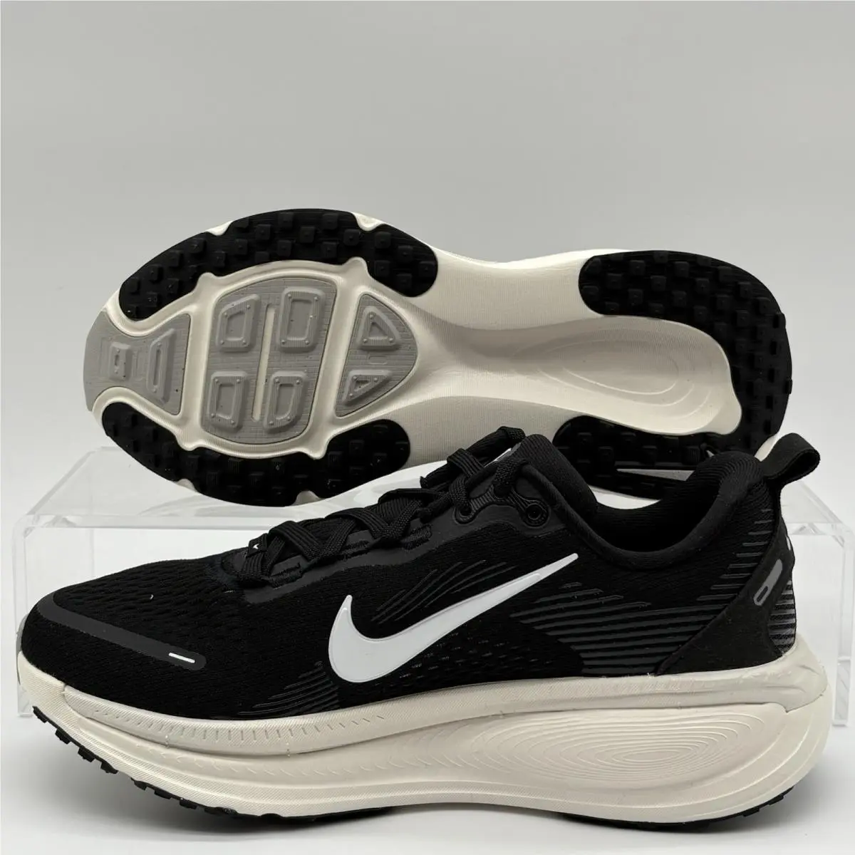 Nike shoes - Nike Vomero - Vomero - HM6804-005 - White 2