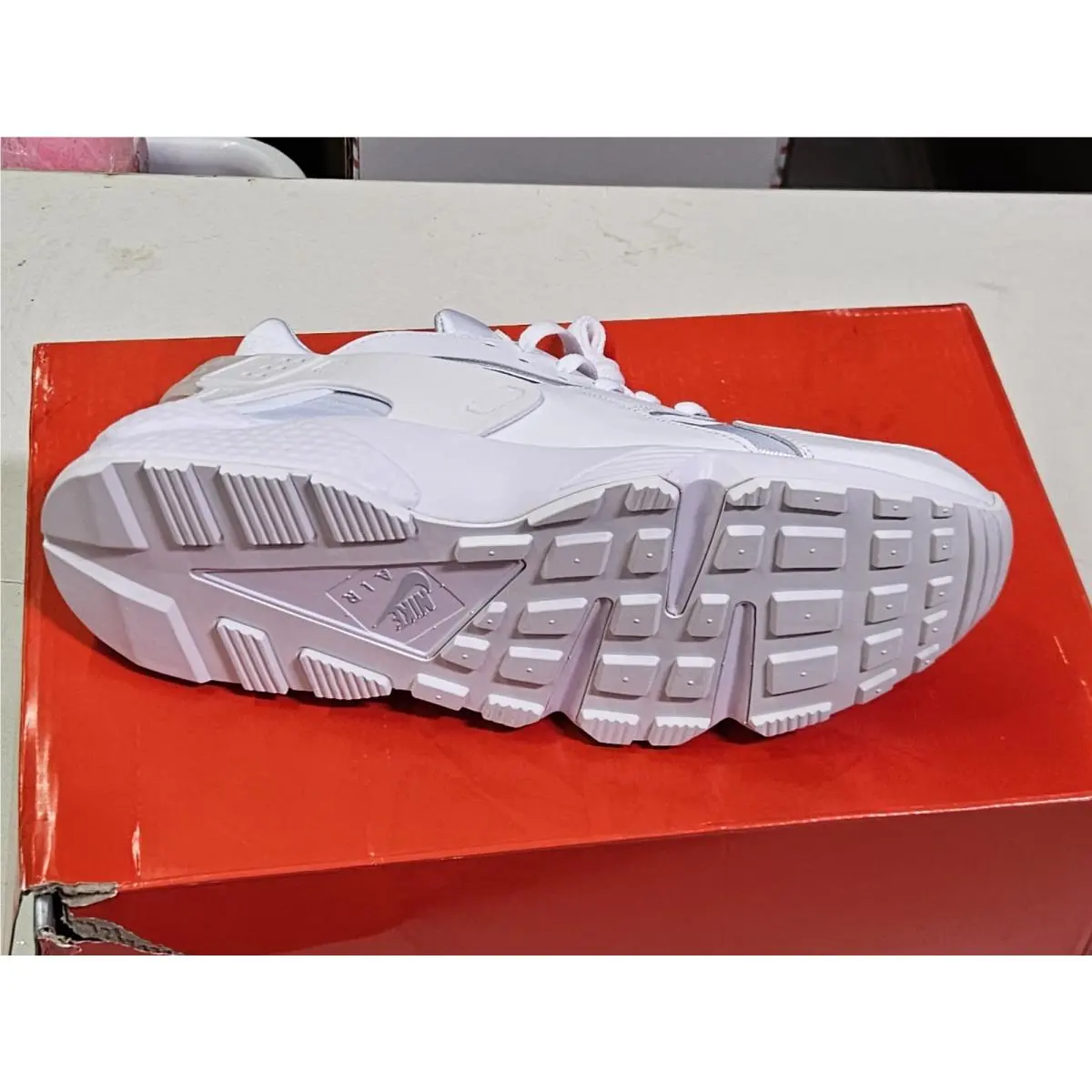 Nike shoes - Nike Air Huarache - Air Huarache - White 3