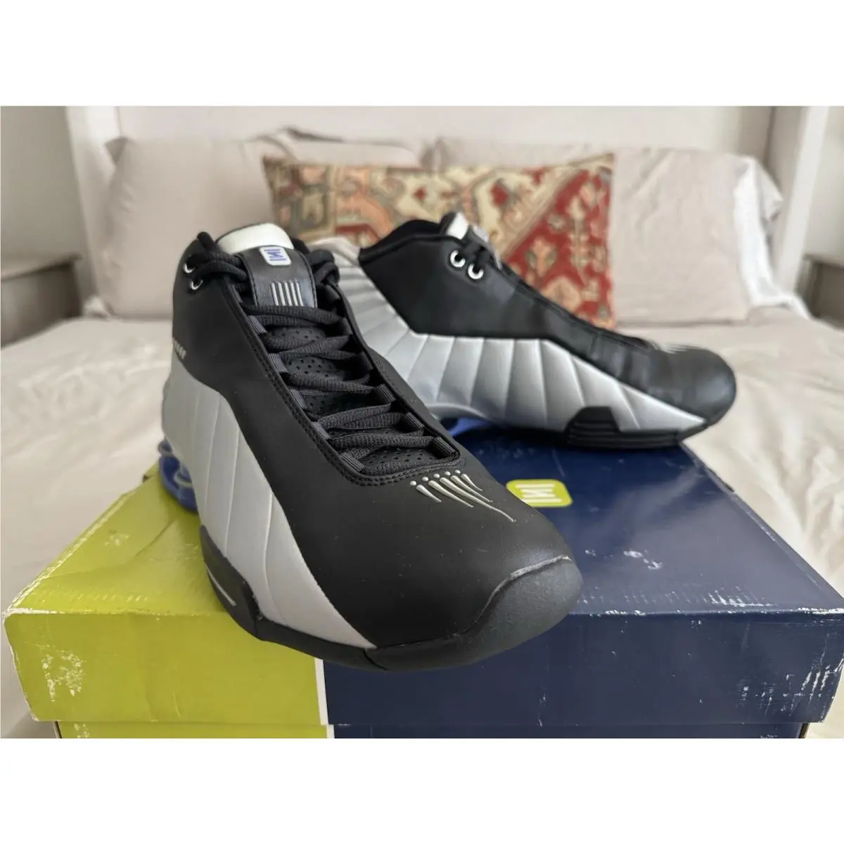 Nike shoes - Nike Shox BB4 - Shox - 830218-001 - Silver, Manufacturer: Black/Metallic Silver/Lapis 2