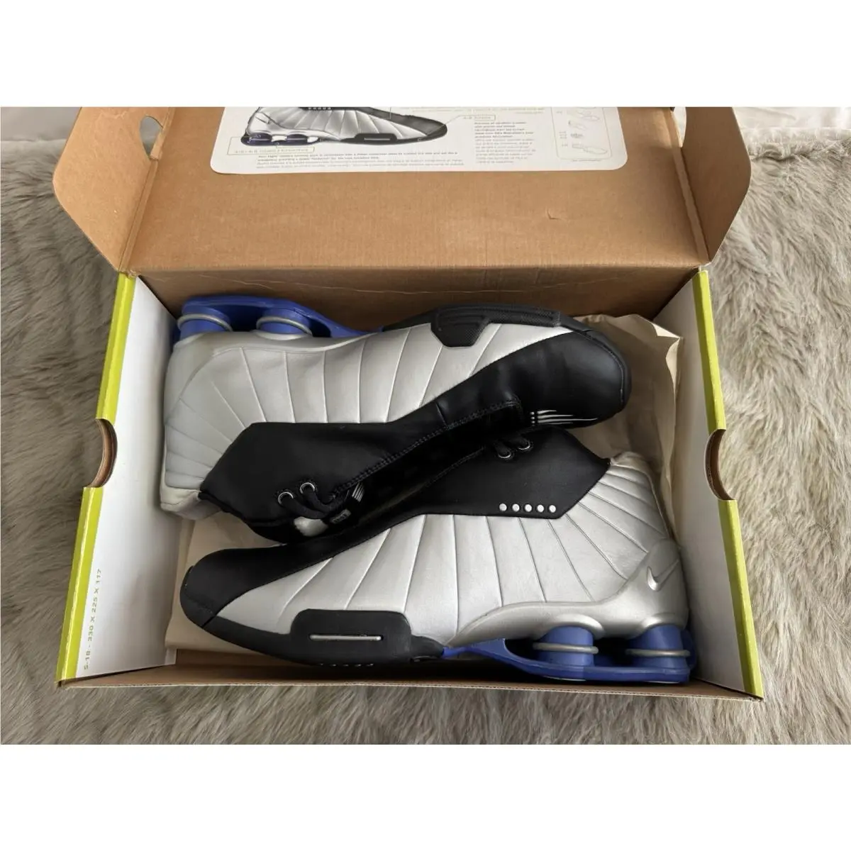 Nike shoes - Nike Shox BB4 - Shox - 830218-001 - Silver, Manufacturer: Black/Metallic Silver/Lapis 7
