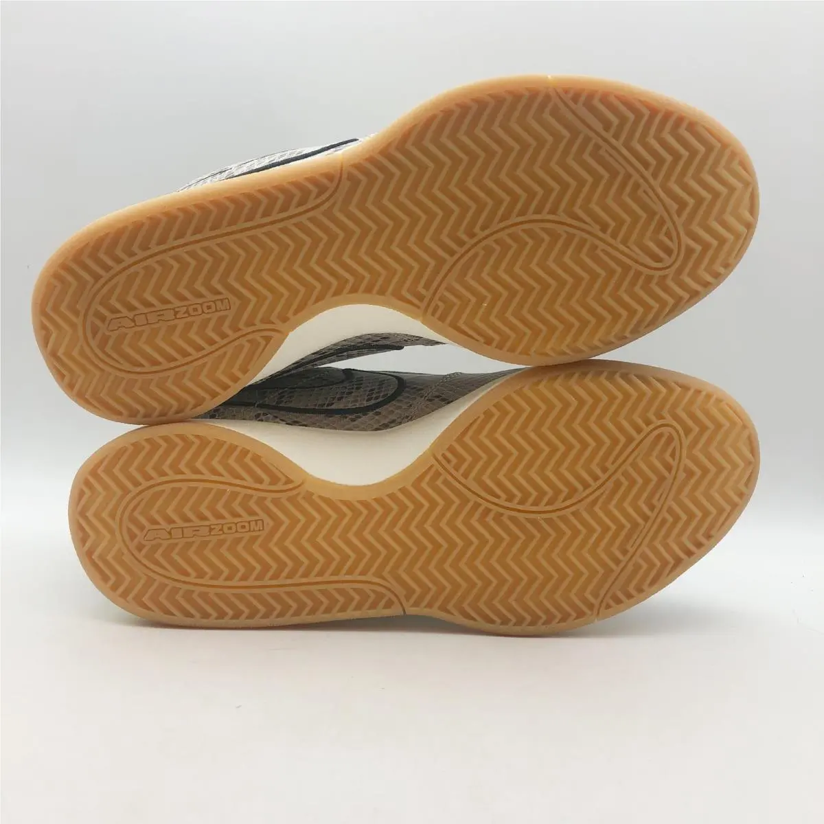 Nike shoes - Brown 8