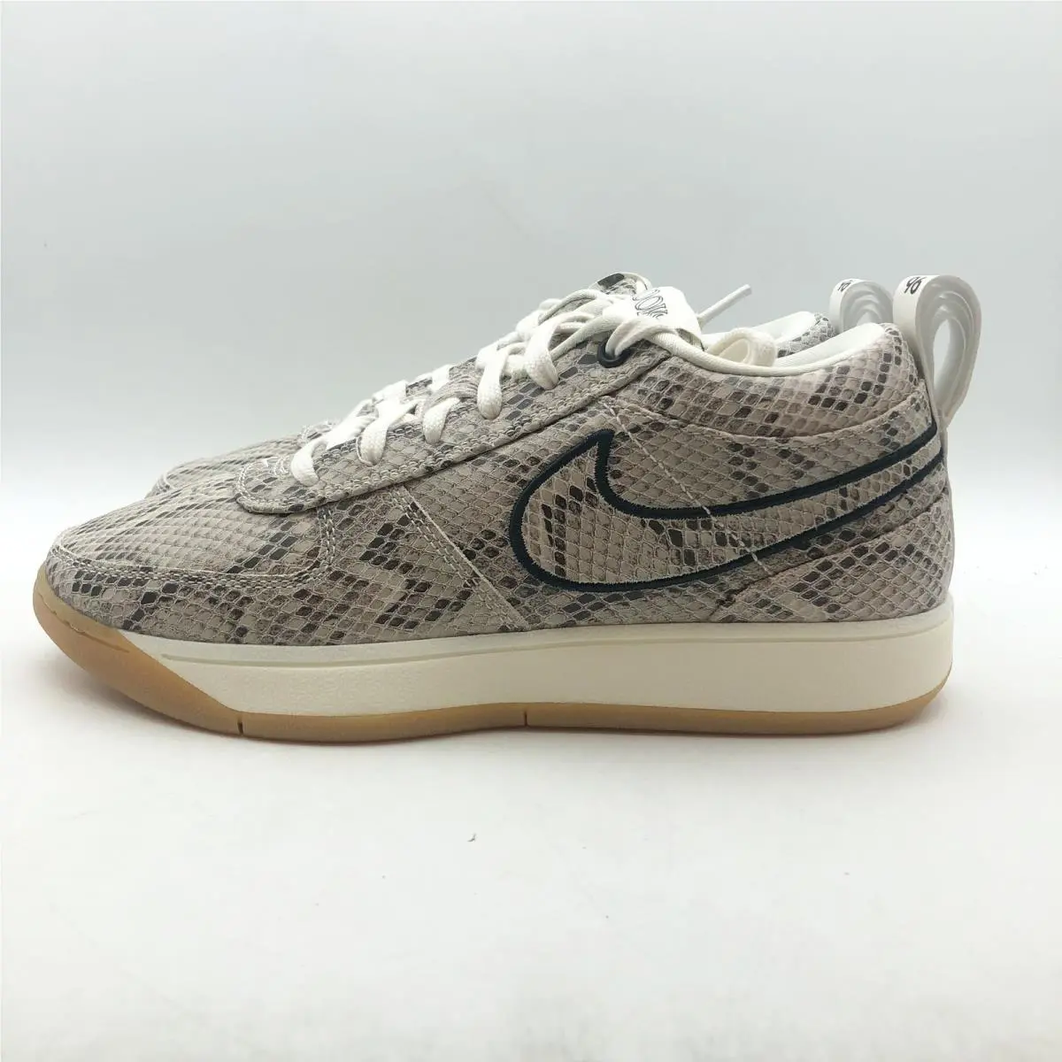 Nike shoes - Brown 5