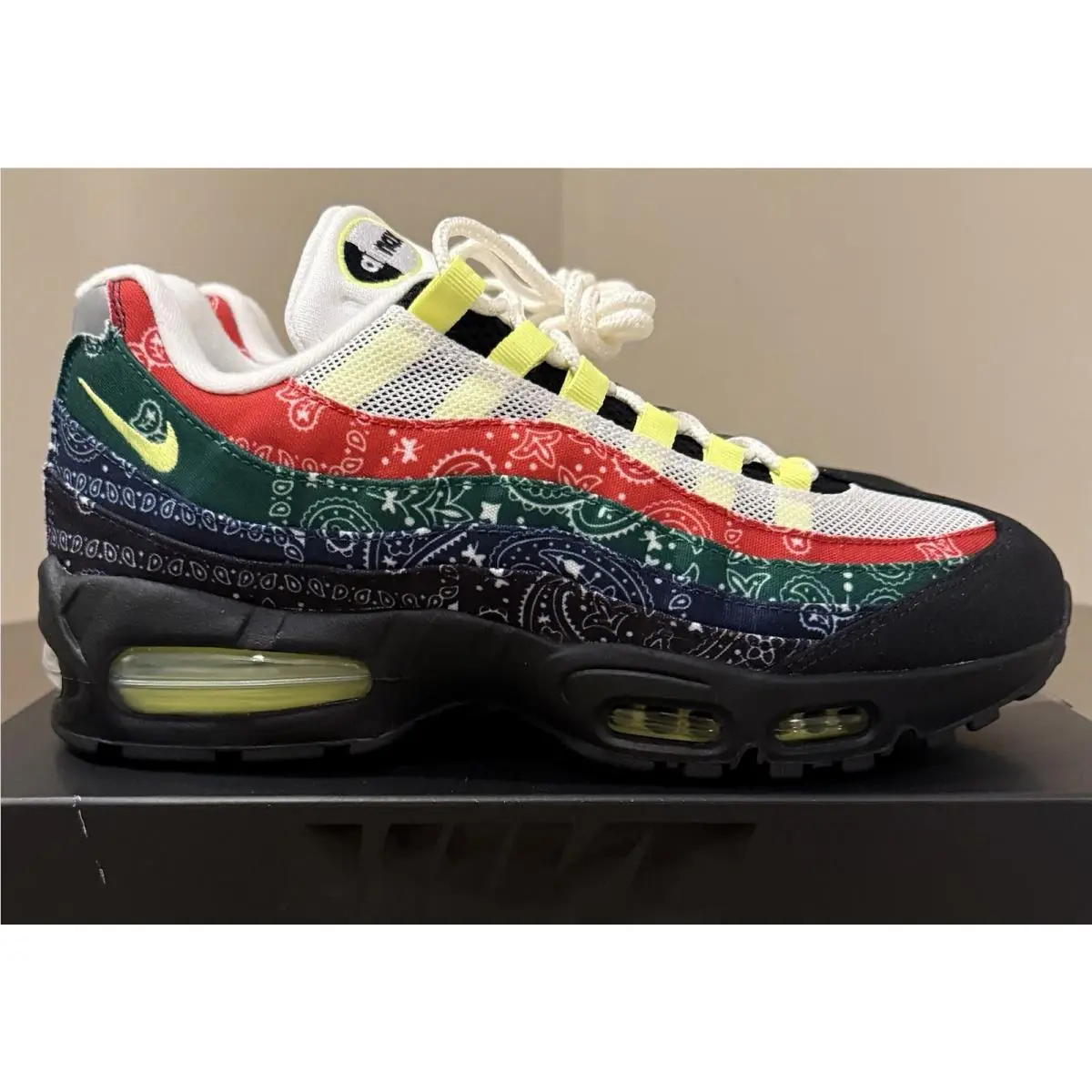 Nike shoes - Nike Air Max 95 - Air Max - Sail/Volt-University Red-Sport Green-Black-Midnight Navy 5