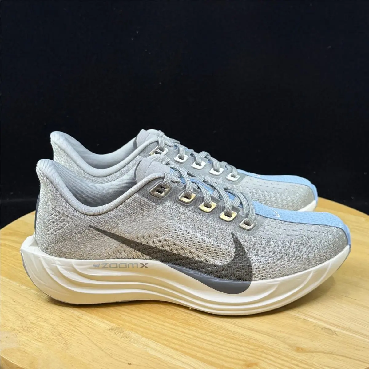 Nike shoes - Gray 2