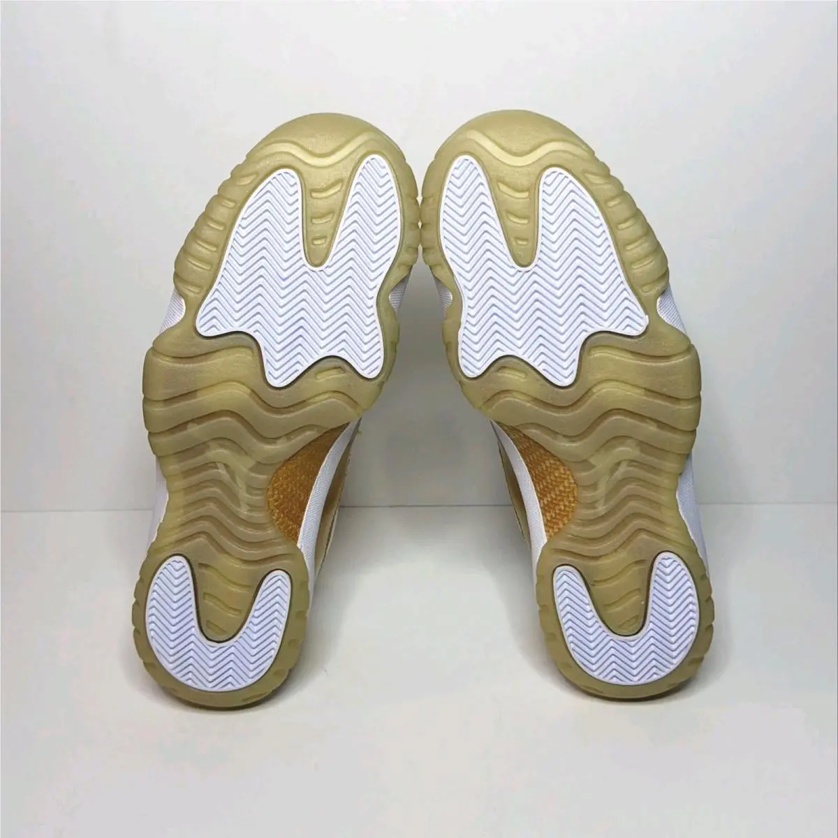 Nike shoes - Air Jordan 11 - Air - AH7860-102 - Multicolor, Manufacturer: White/Metallic Gold/Team Gold 3