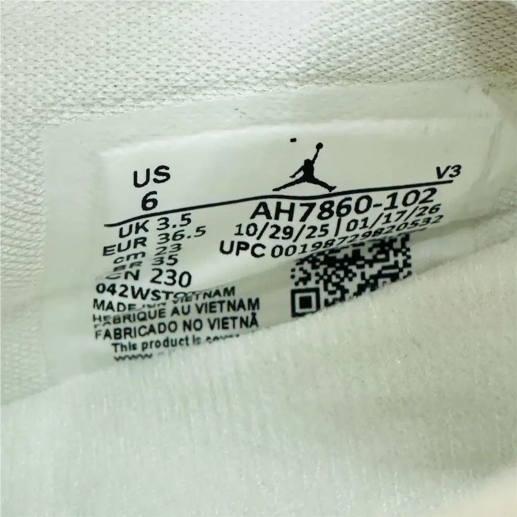 Nike shoes - Air Jordan 11 Retro Low - AH7860-102 - White 6