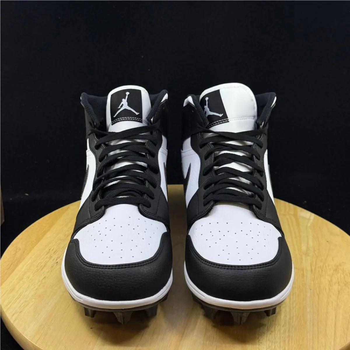 Nike shoes - Black 1