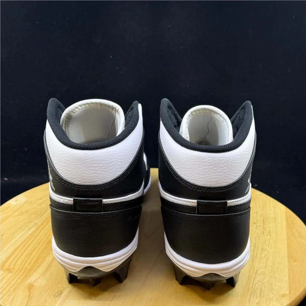 Nike shoes - Black 4
